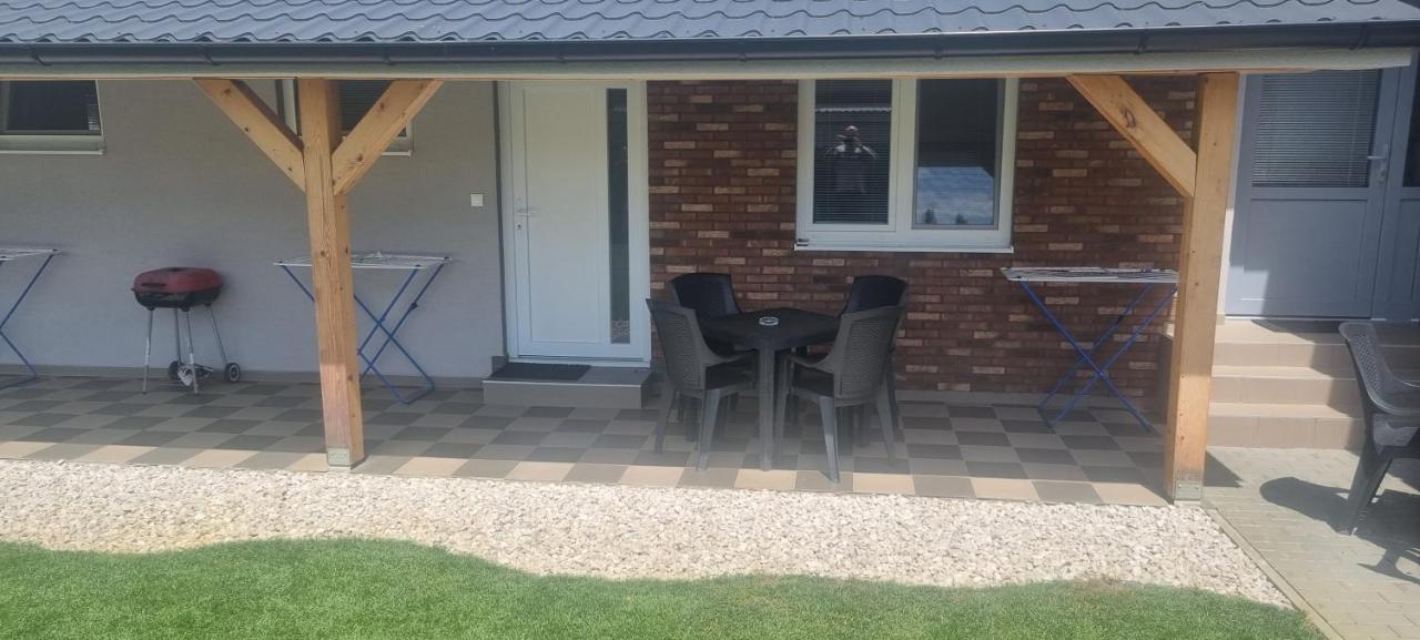 Alexej Apartmany Velky Meder Exterior photo
